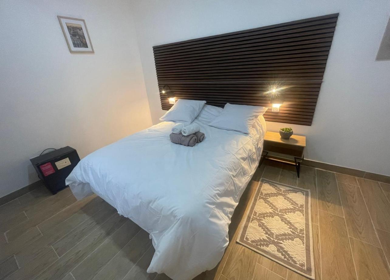 Hotel Du Parc Canal - Stade De France サン＝ドニ エクステリア 写真